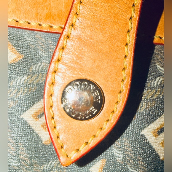 Dooney & Bourke  Tote - Picture 6 of 13